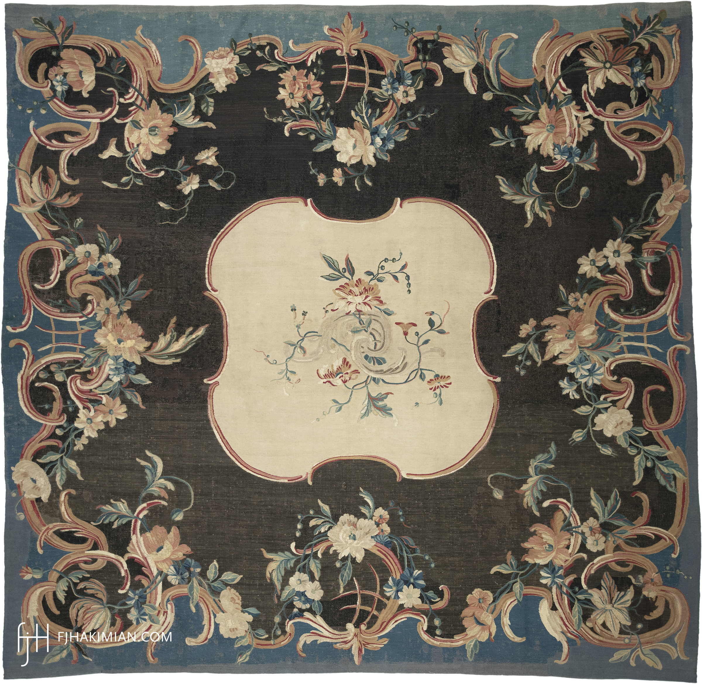 FJ Hakimian | 02522 | Antique Carpet